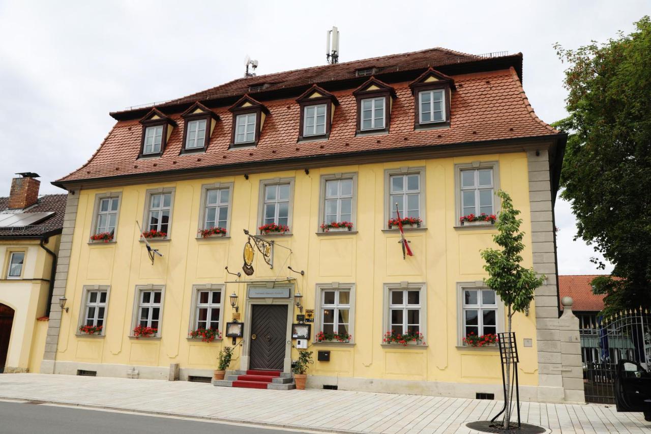 Hotel Goldener Adler Garni Hallstadt Buitenkant foto