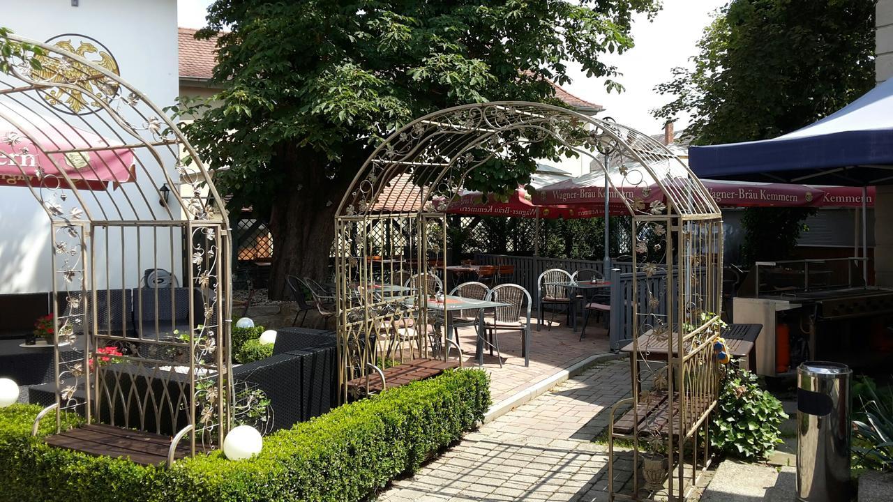 Hotel Goldener Adler Garni Hallstadt Buitenkant foto